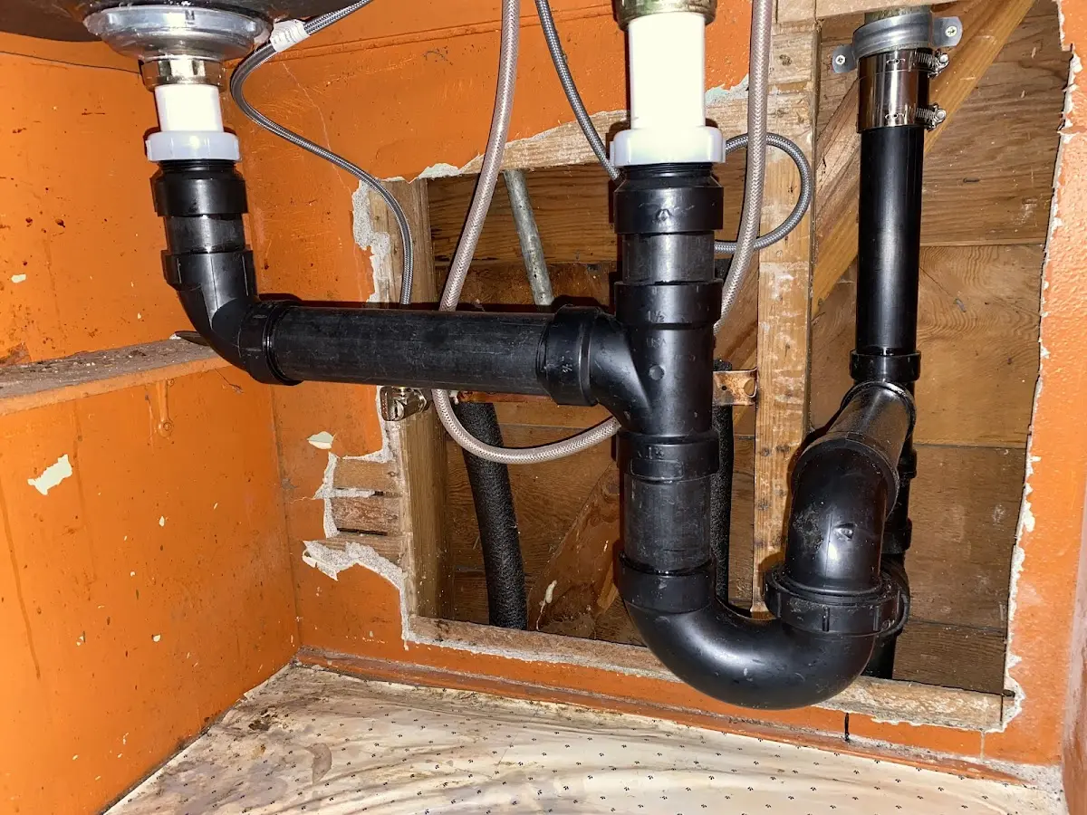 Professional Plumbing Inspection equipment and tools on the job in Los Chaves